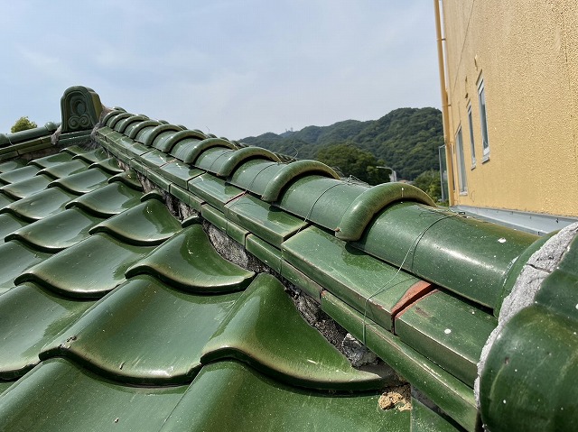 釉薬瓦