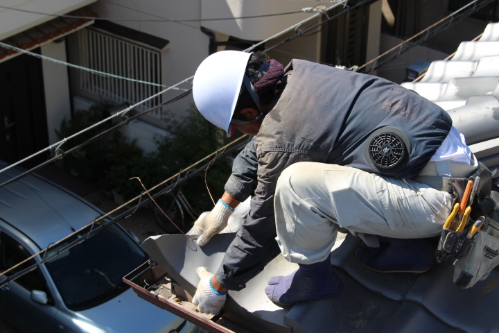 西宮市瓦修理駒隅巴８