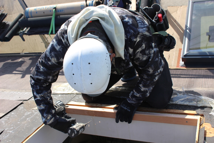 西宮市天窓取替え６