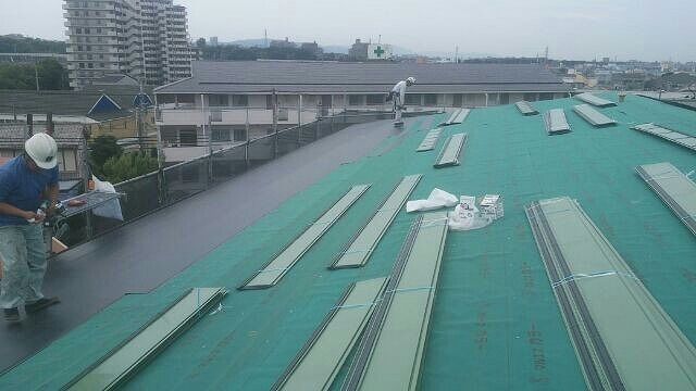 アパート　ガルバ　カバー