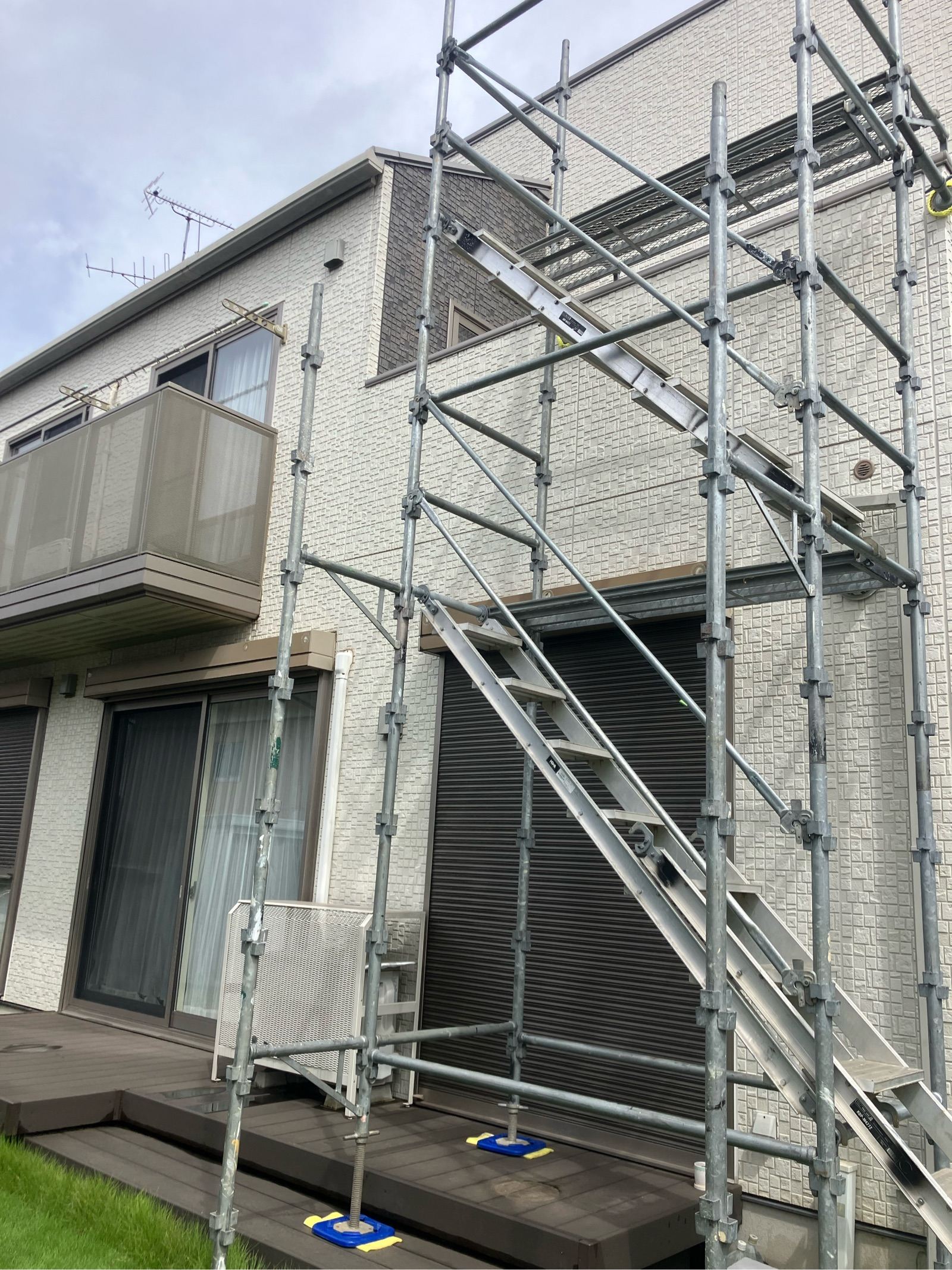 散水調査の足場