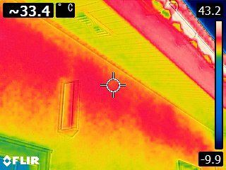 赤外線カメラでみた軒天