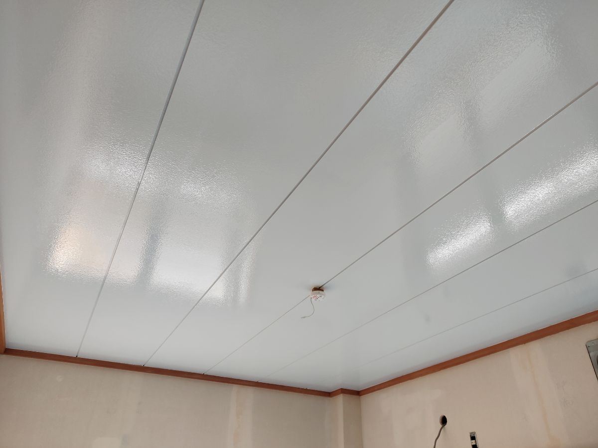 行方市内装　塗装施工後