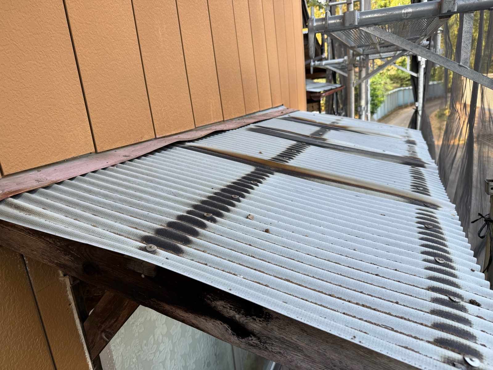 かすみがうら市でポリカ交換、施工前