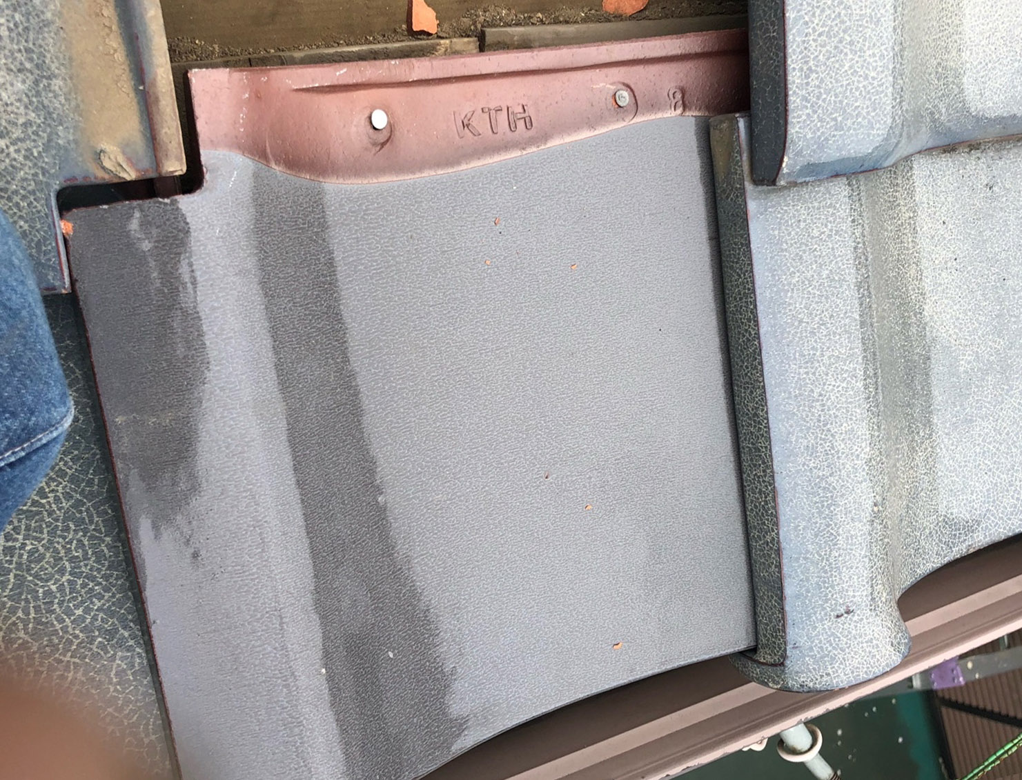 割れた瓦の差し替え、かすみがうら市