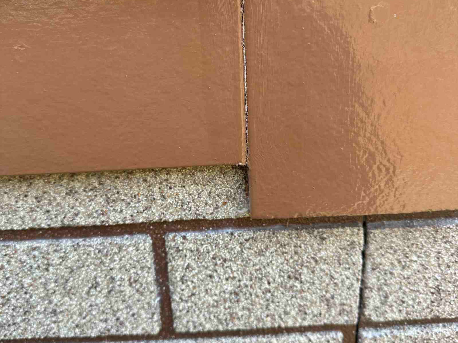 石岡市スウェーデンハウス外壁クリア塗装3年後の定期点検