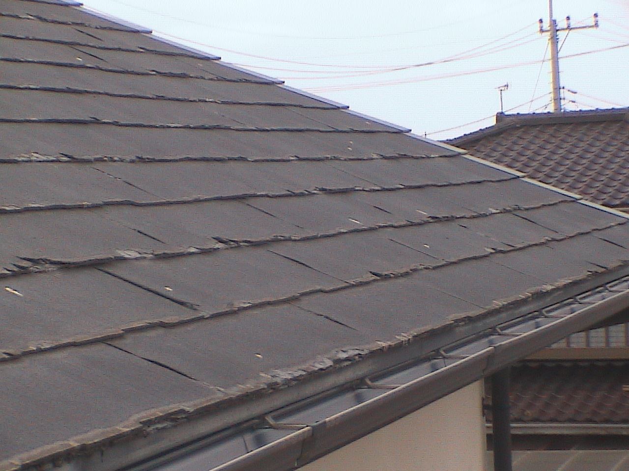 塗装できない屋根材　パミール