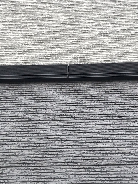 シーリングが劣化した帯部分