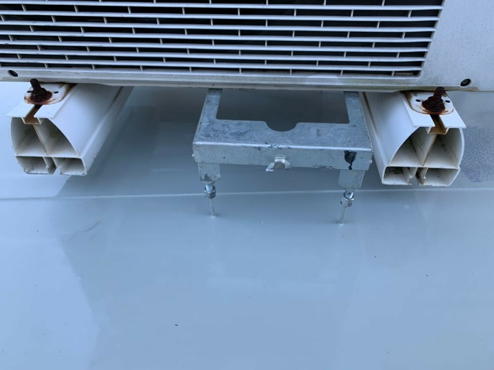 室外機下施工後