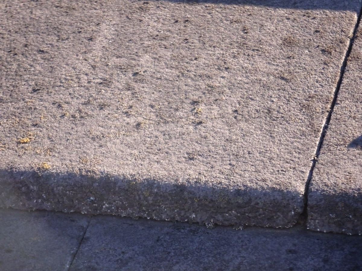 モ二エル瓦小口