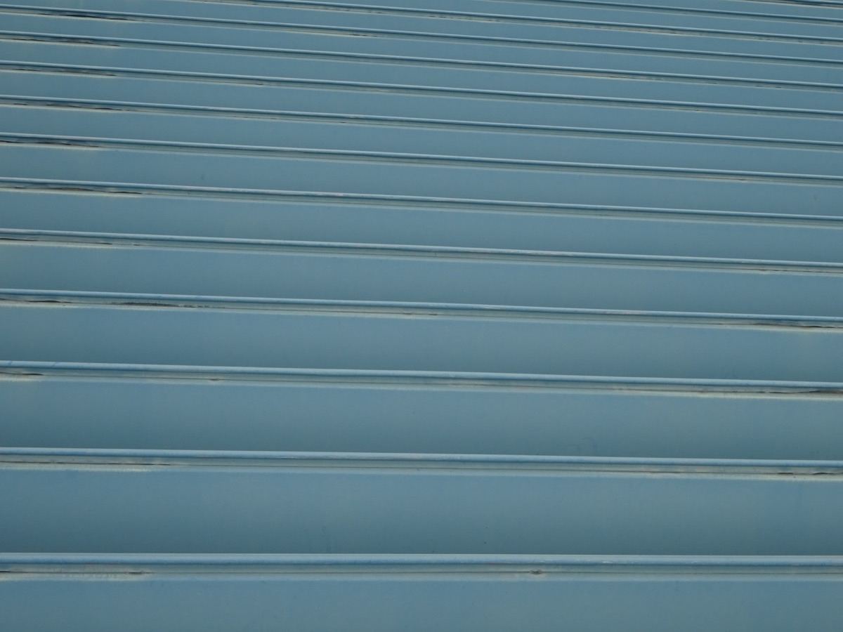 事業所屋根　折板屋根