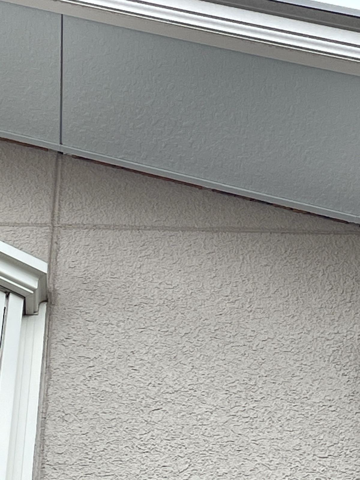 施工前の外壁と軒天