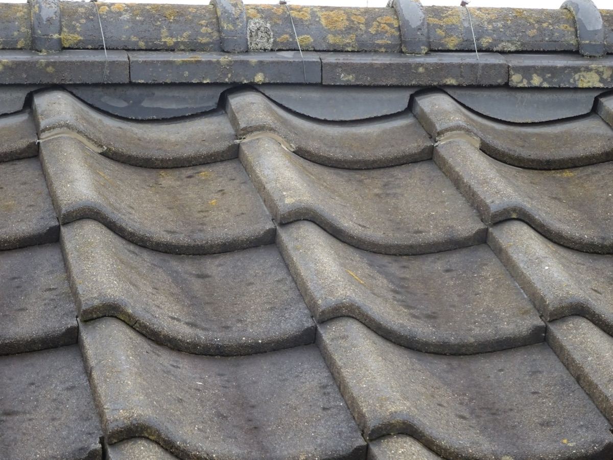 セメント瓦色褪せ