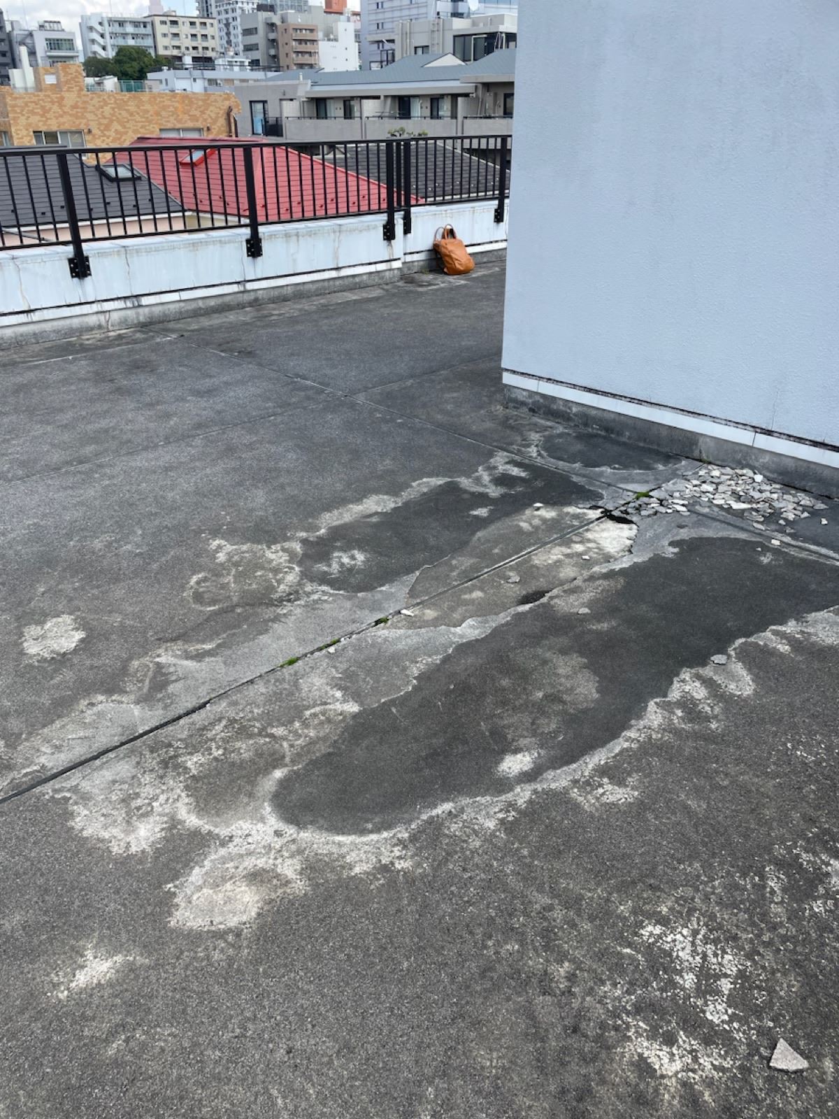 屋上　床　剥がれ