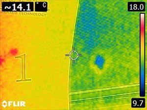 赤外線カメラ　雨漏り箇所