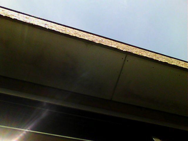 ベランダ下のシミ