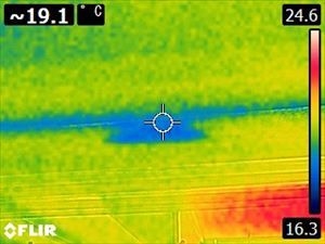 サーモカメラで雨漏りをチェック。雨漏りを確認