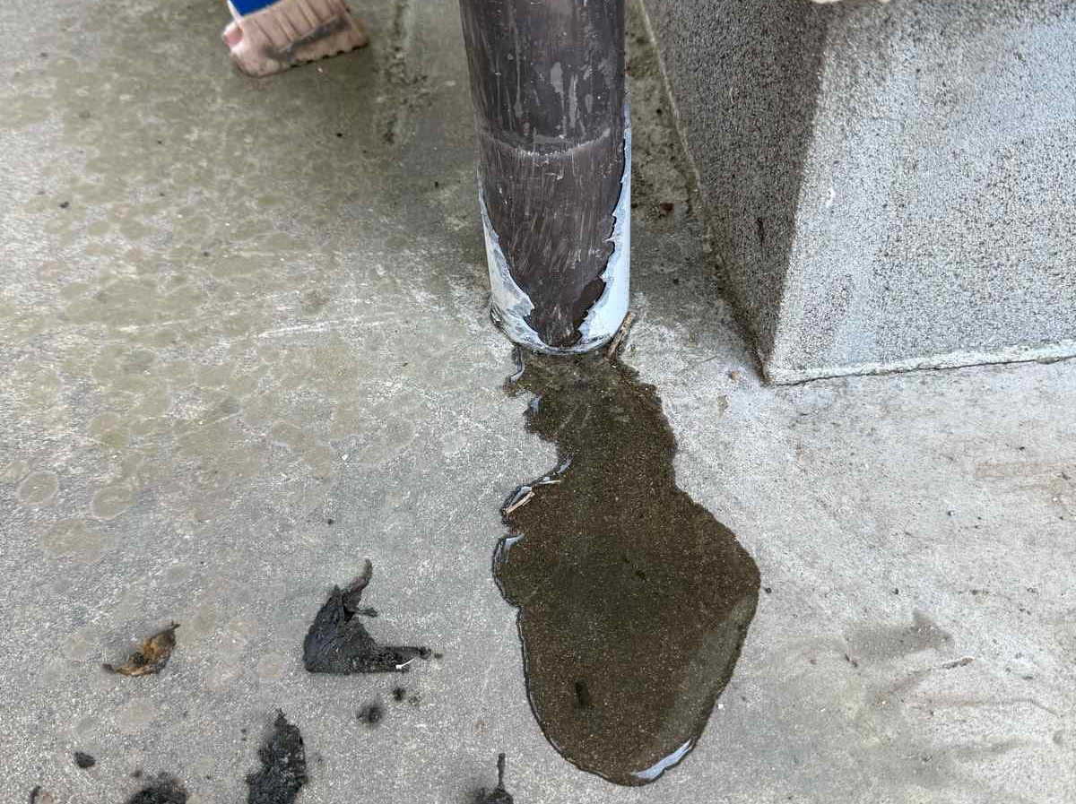 土浦：雨樋詰まり