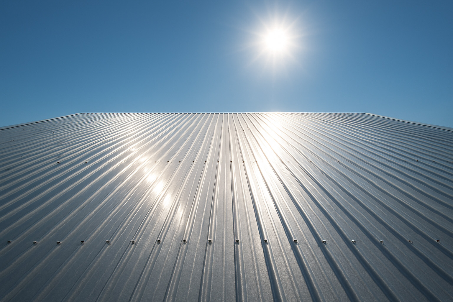 折板屋根のイメージ画像