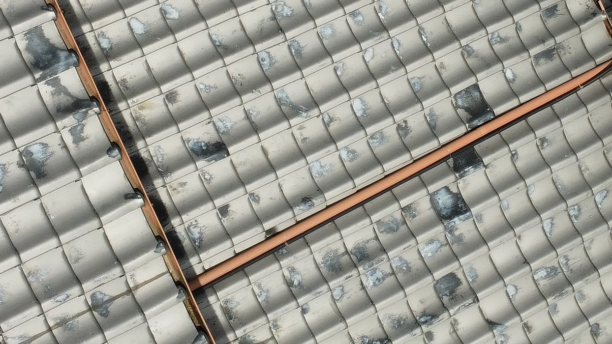 いぶし瓦上のはい樋