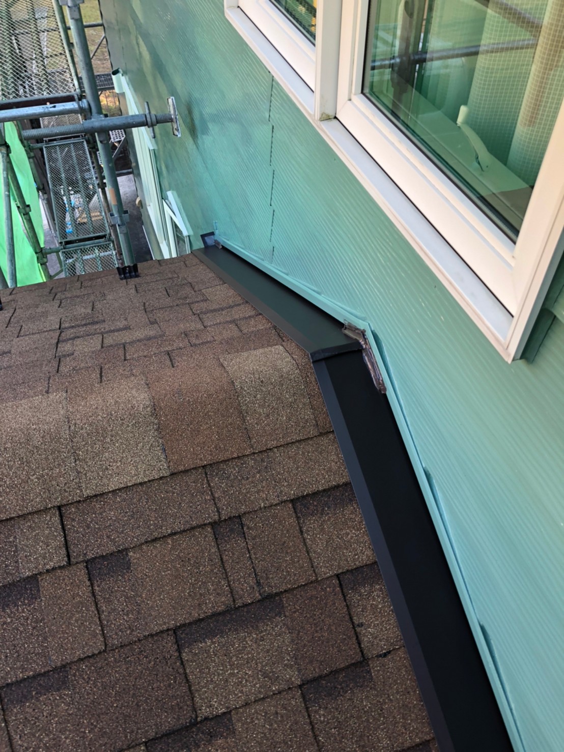 シングル施工下屋根