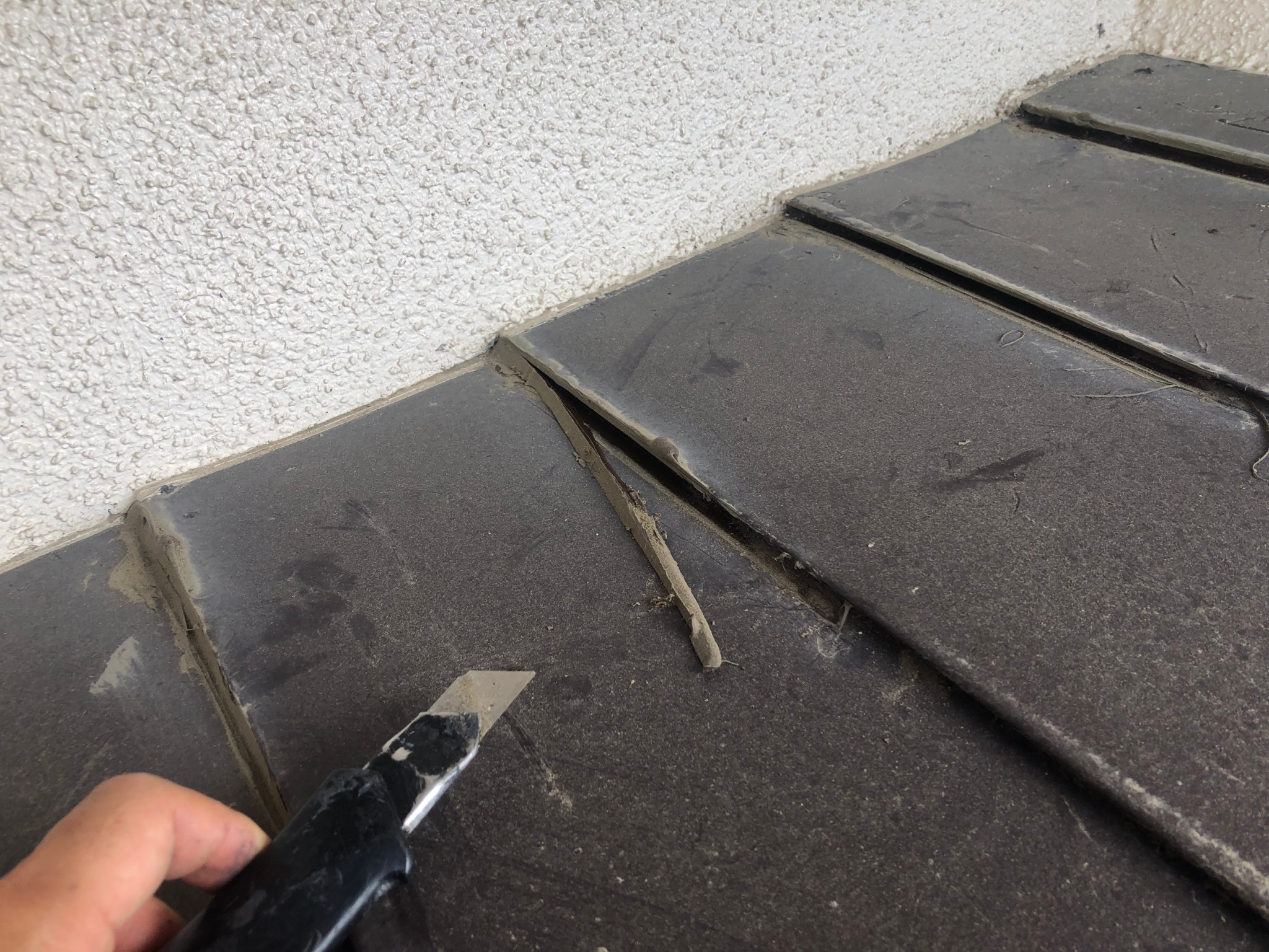 コーキングはがし