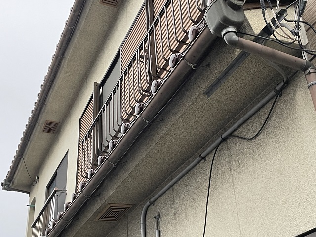 工事前　雨どい