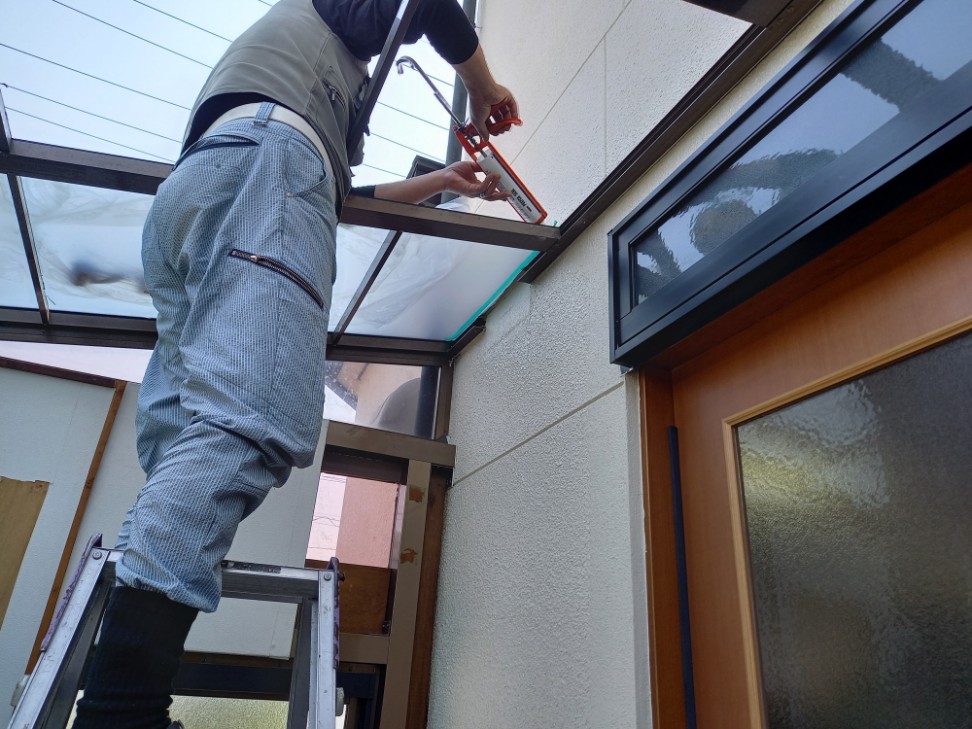 接合部コーキング防水処理の工程