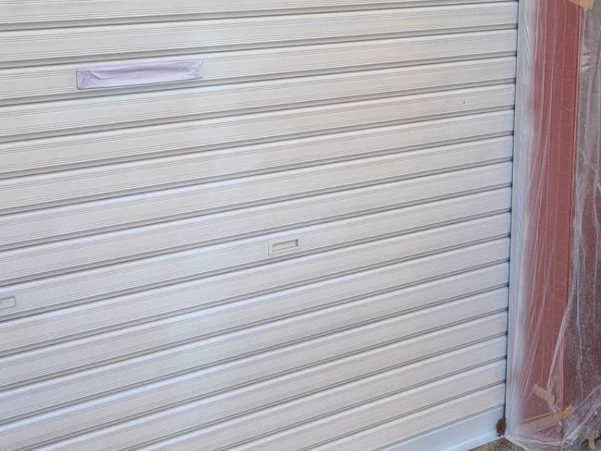 下塗りを行いました