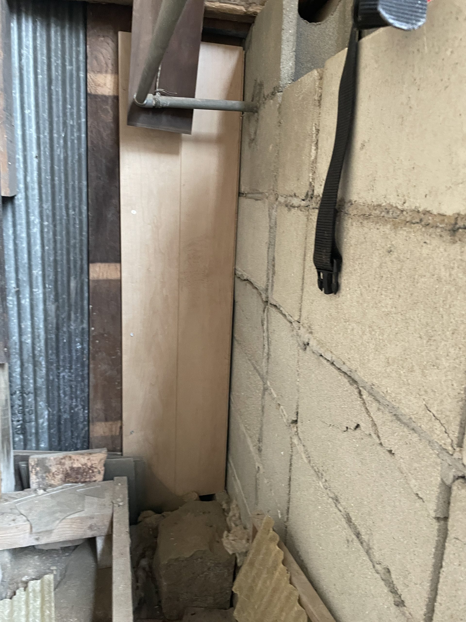 ブロックひび割れ