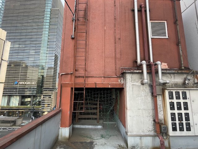 テナントビル外壁