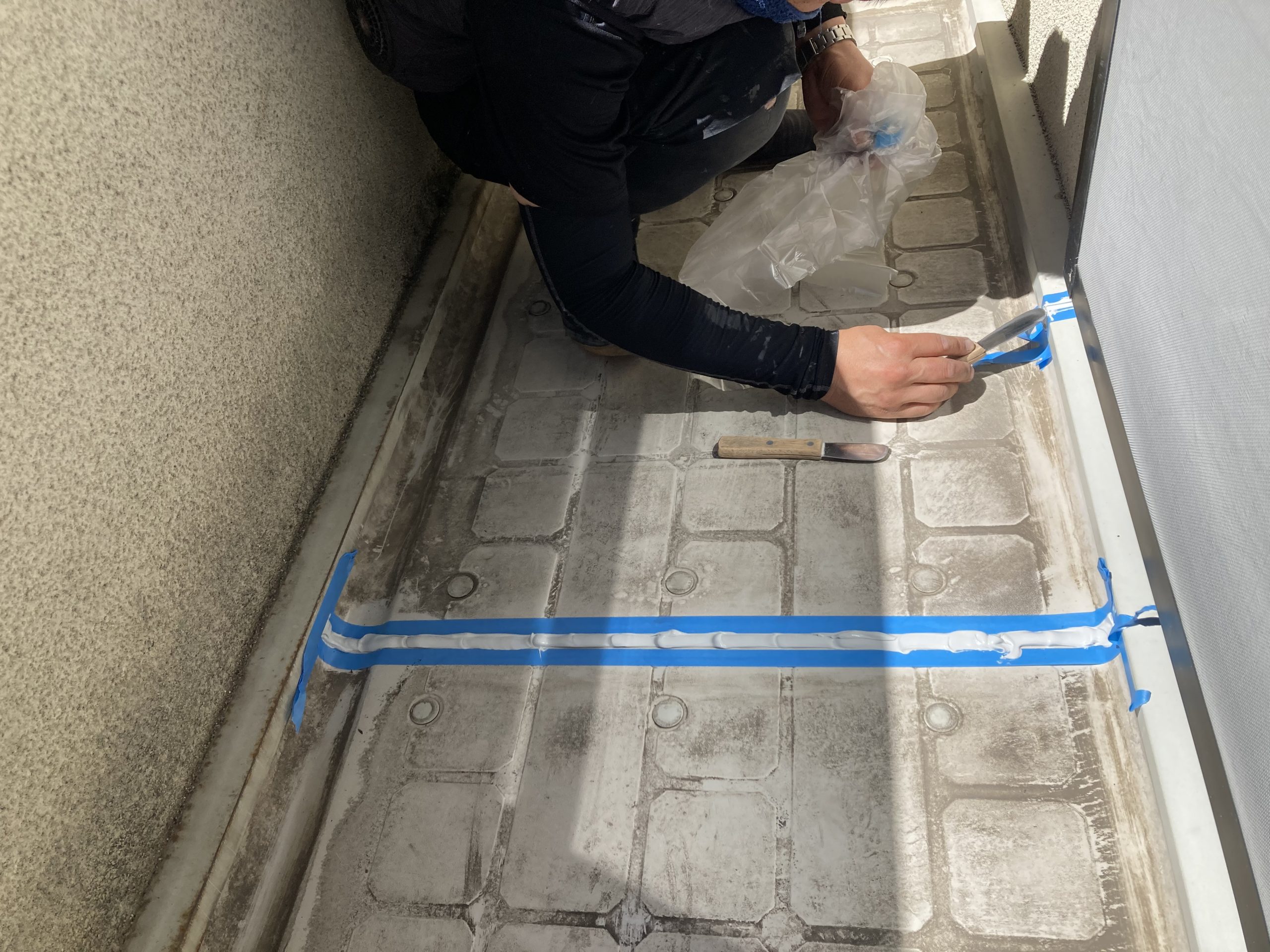 シーリング補修を行いました