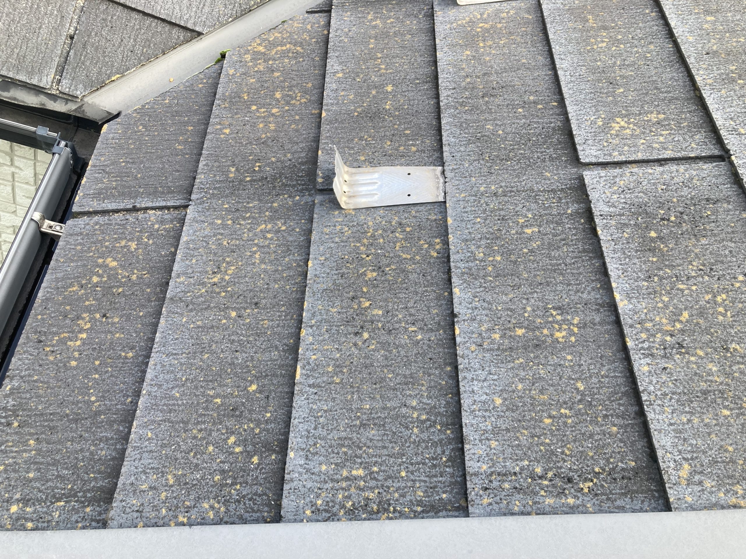 塗装前の屋根の状態です