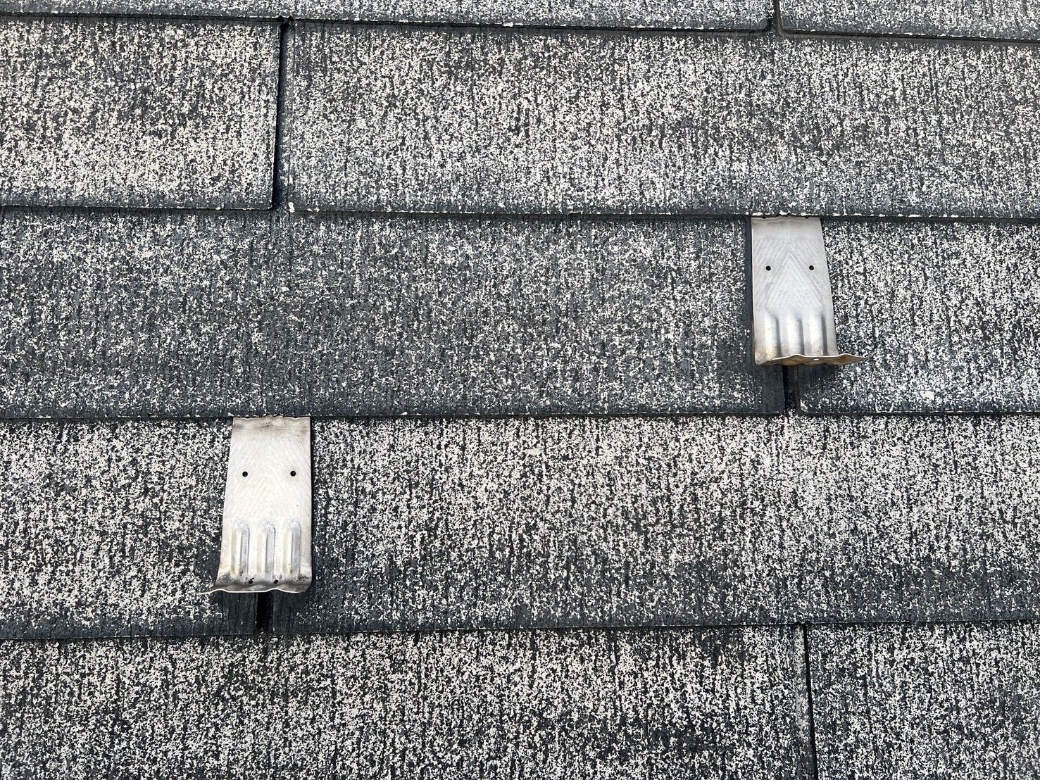 高圧洗浄後の屋根の状態です