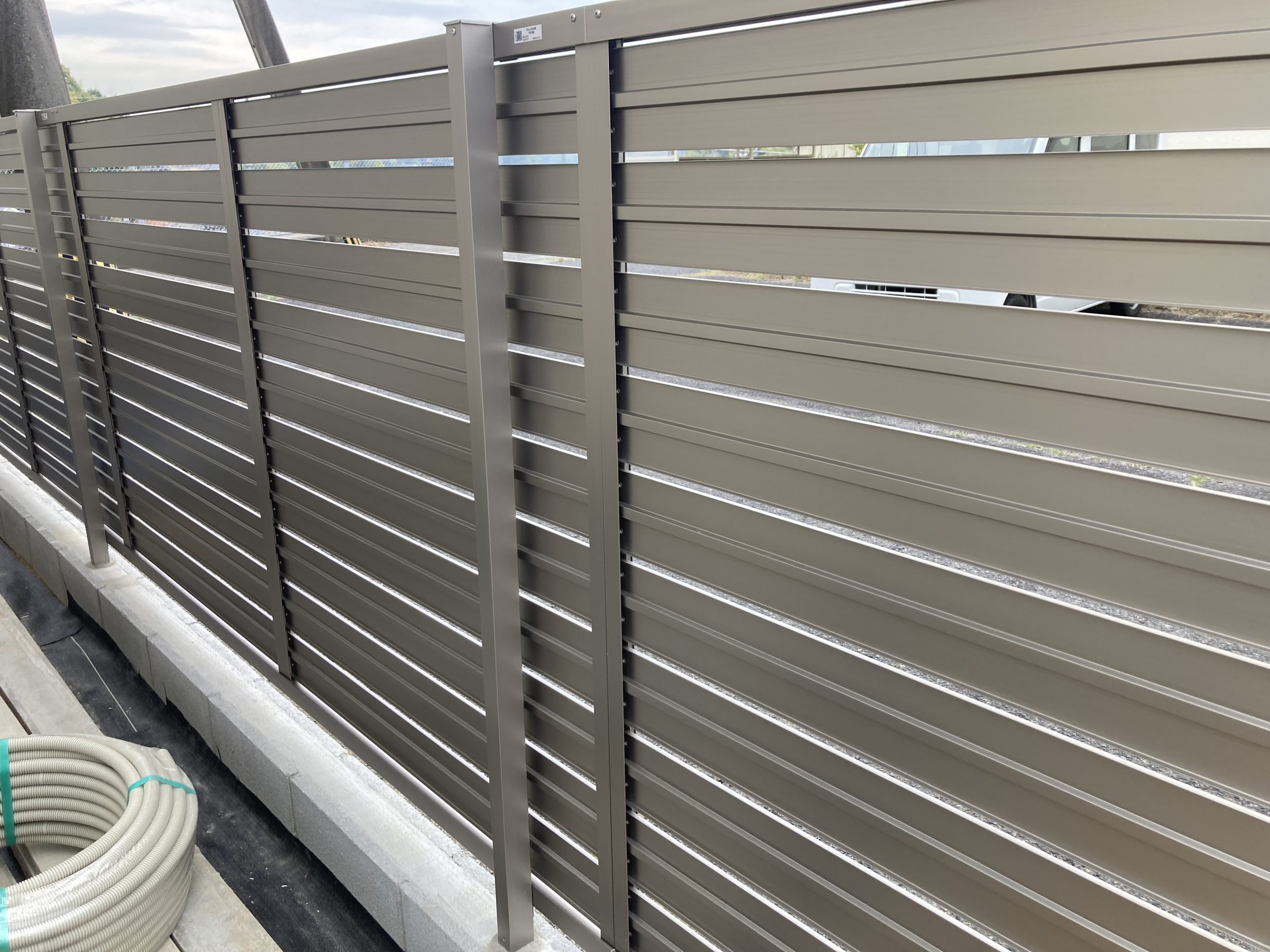 目隠しフェンス設置