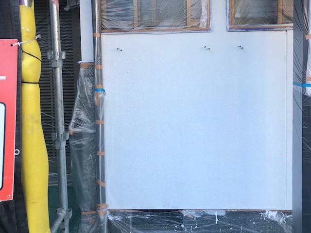 下塗りの工程です