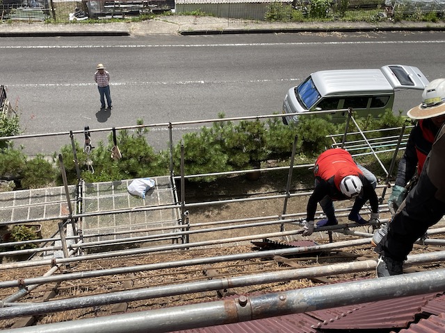 屋根足場