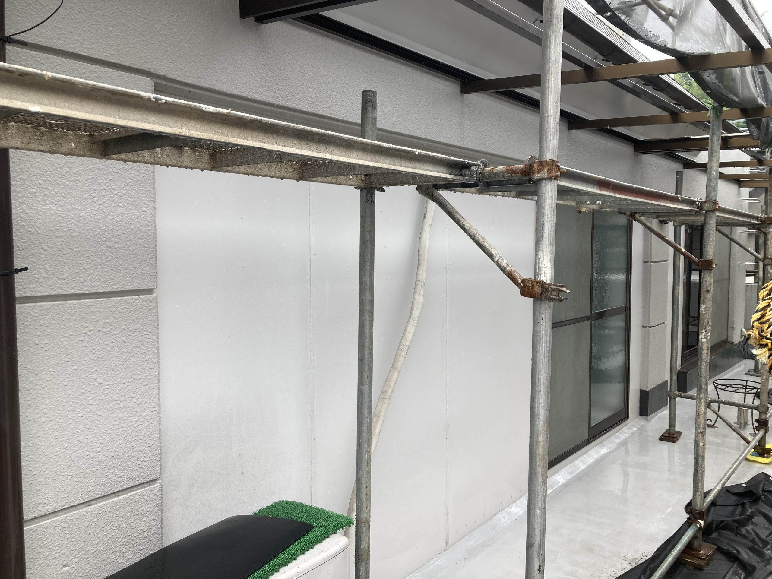 仮設足場の設置