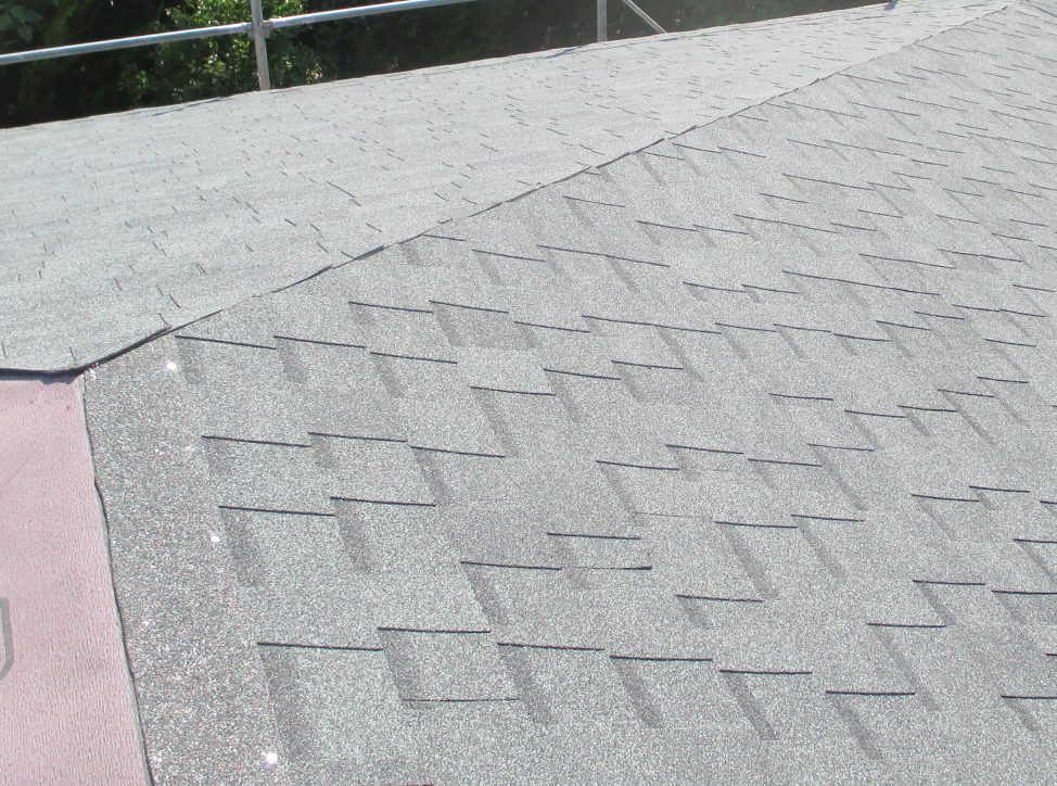 屋根材の張り付け工程