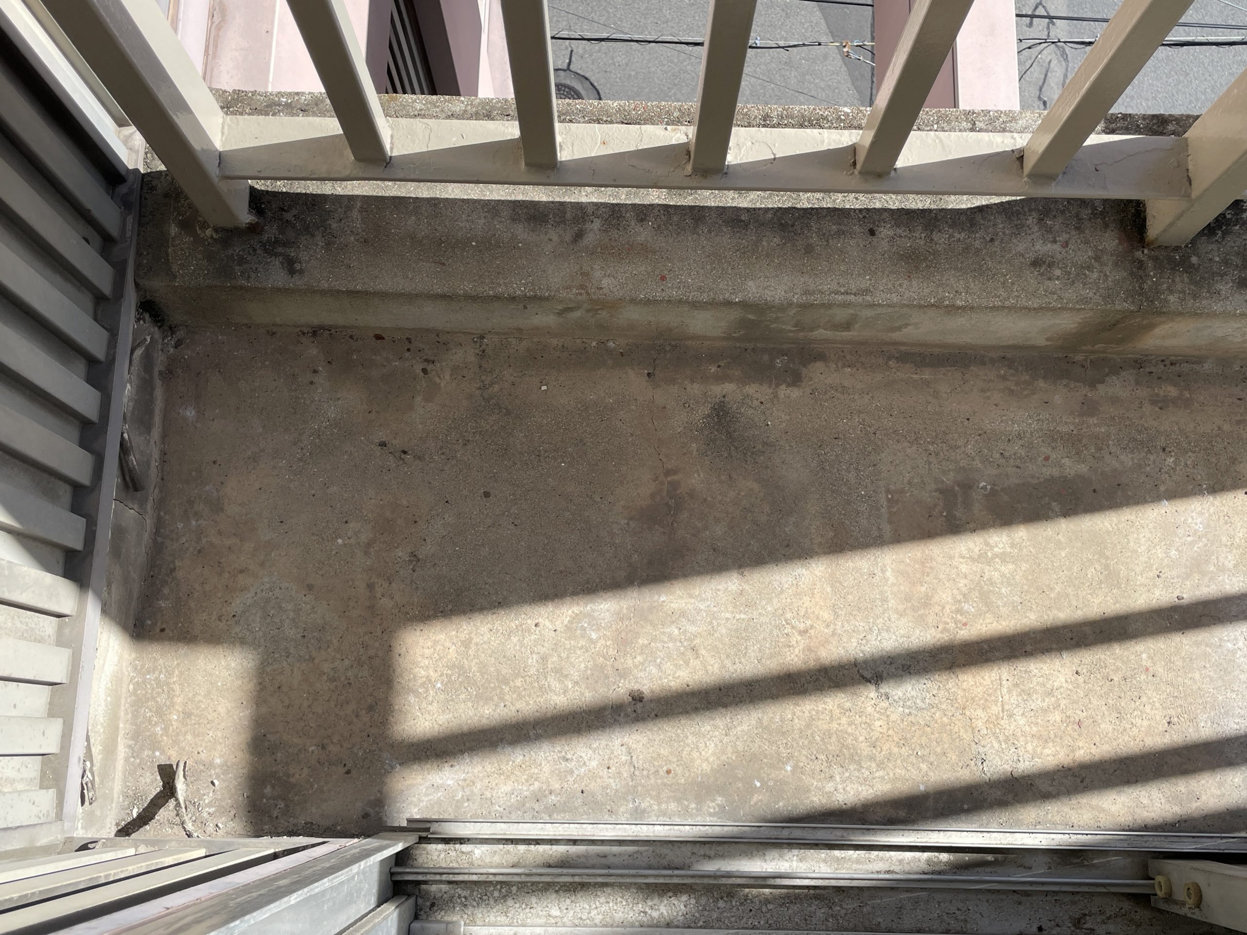 防水層劣化を放置すると