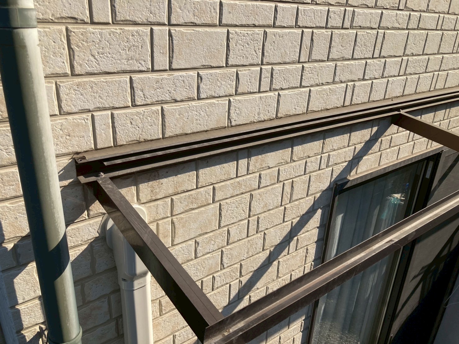 壁付けタイプの取り付け方