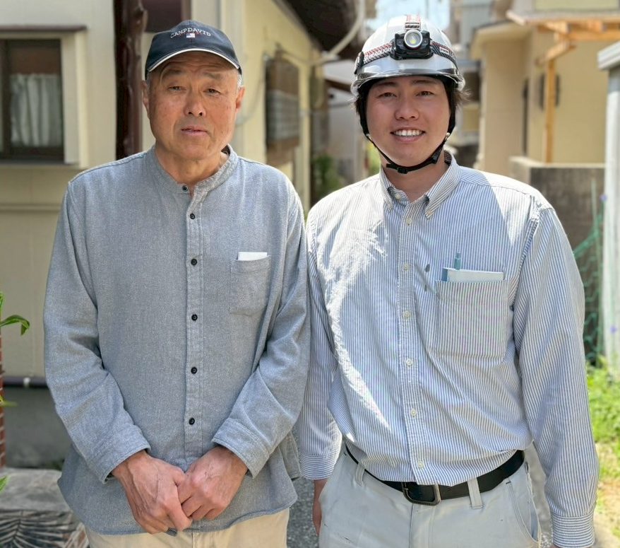 瓦葺き替え工事が完了しました