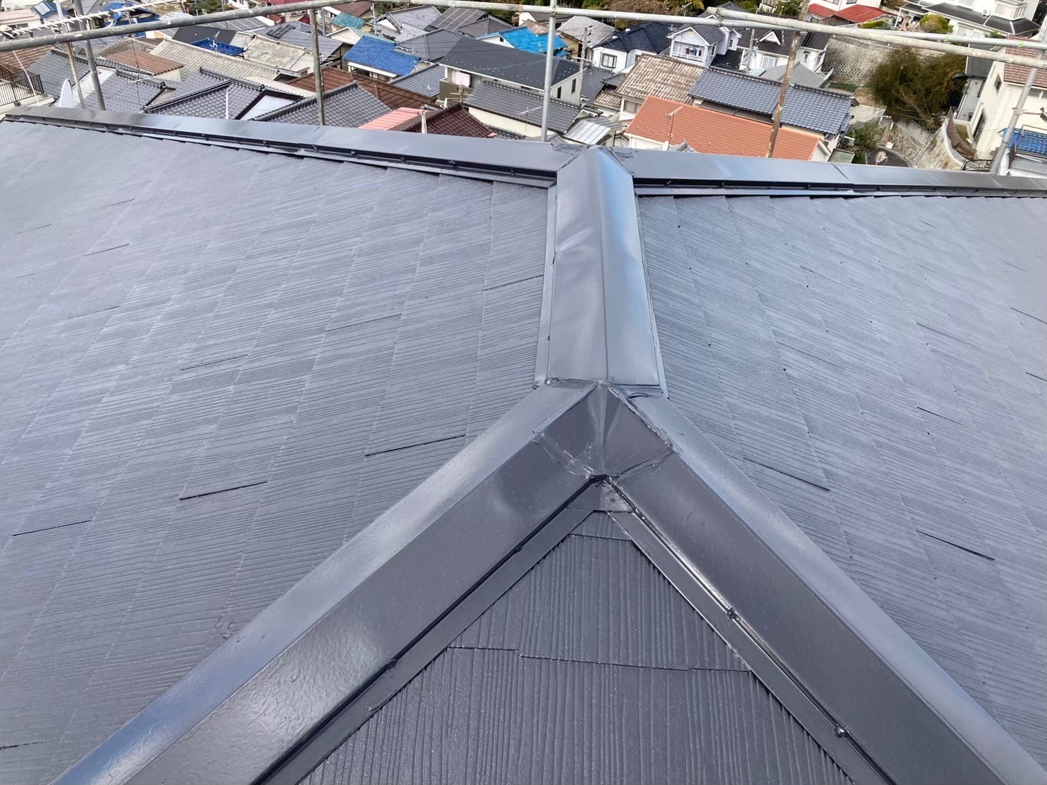 屋根塗装が完了しました