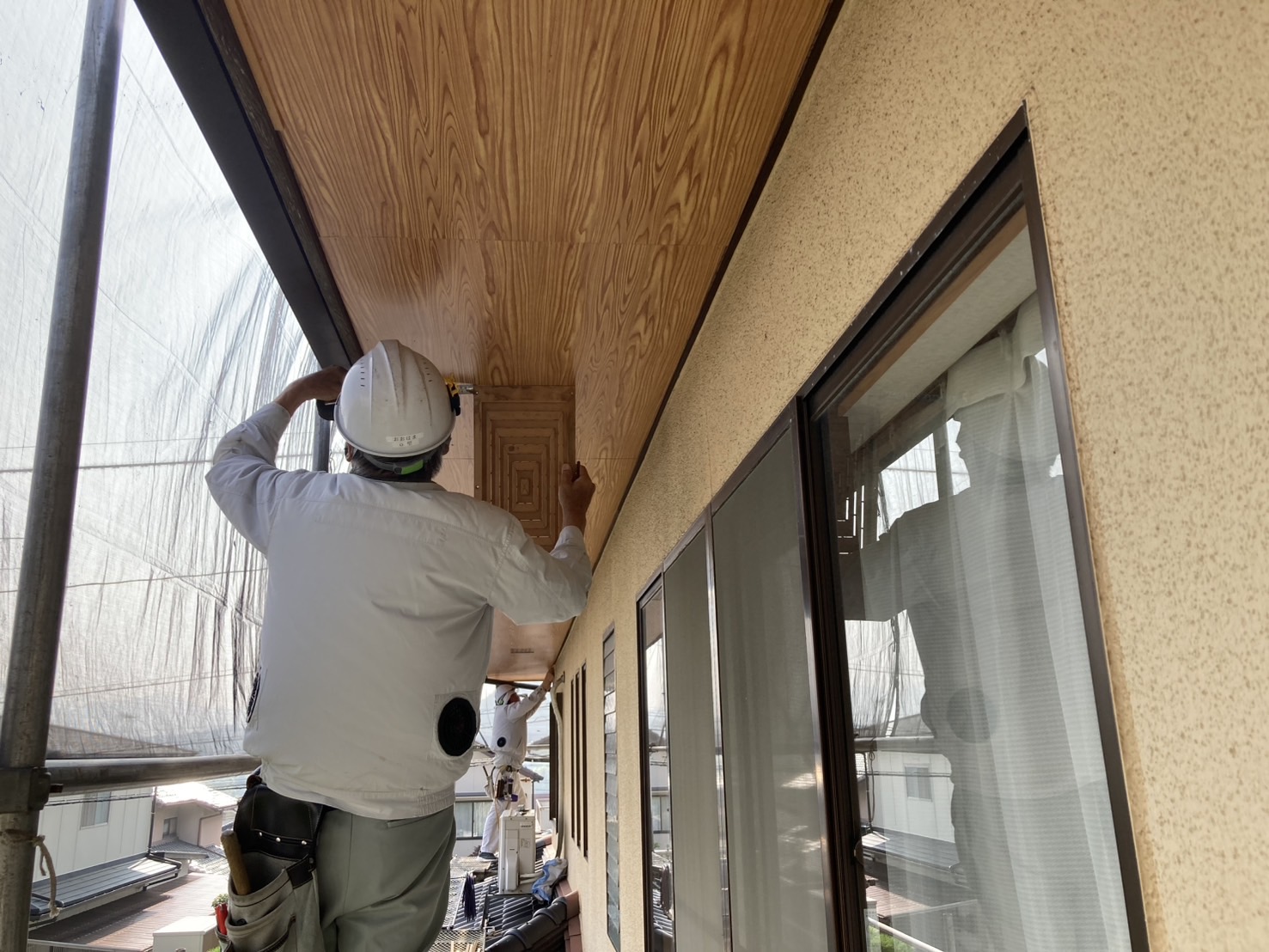 換気孔キャップの取り付け