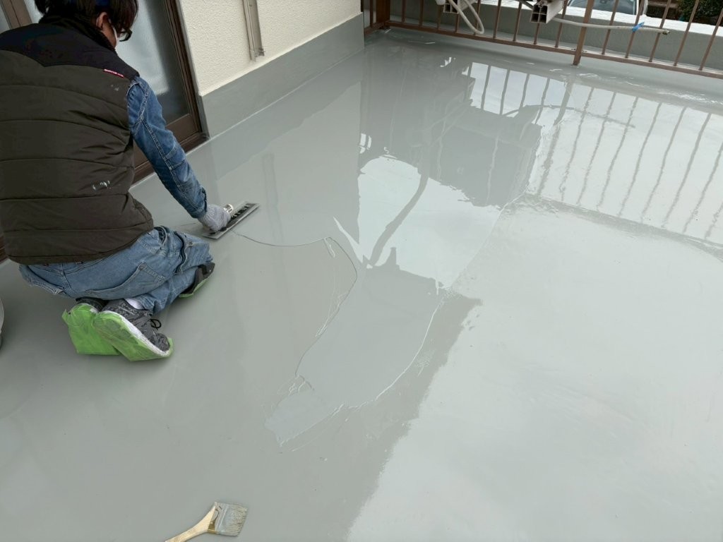 トップコート塗布の工程です