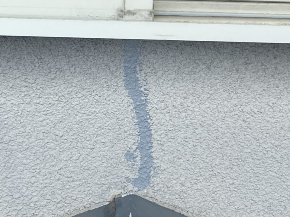 外壁のひび割れ補修