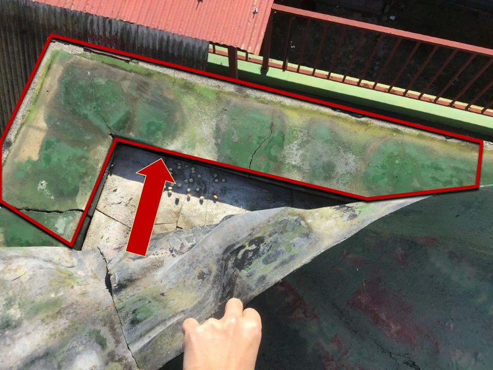 補修前の立ち上がり部の状態です