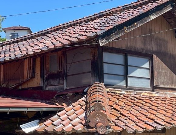 瓦の調査を行いました
