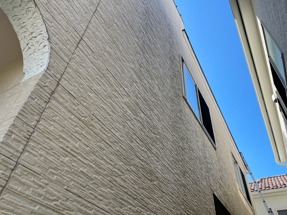 現地調査時の外壁の状態です