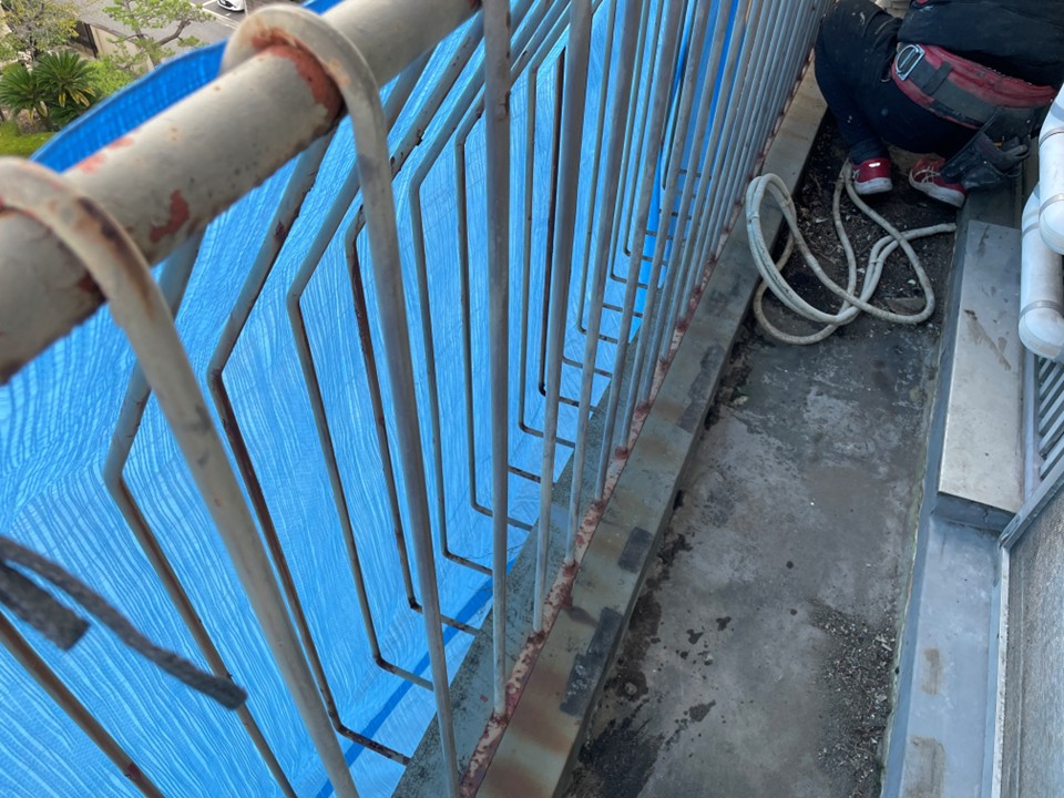 施工前の養生と清掃